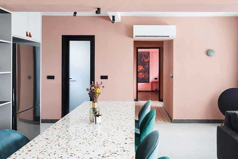 از یک رنگ واحد استفاده کنید یا تن های مختلف یک رنگ را امتحان کنید